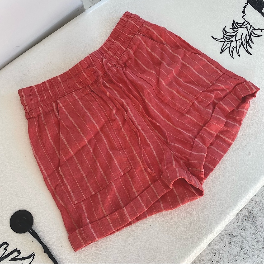 Linen Blend Stripe Short in Salmon/Pink